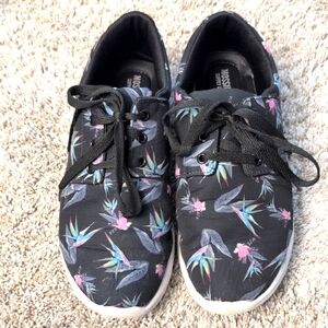 Mossimo Supply Co. Women's Black Floral Sneakers